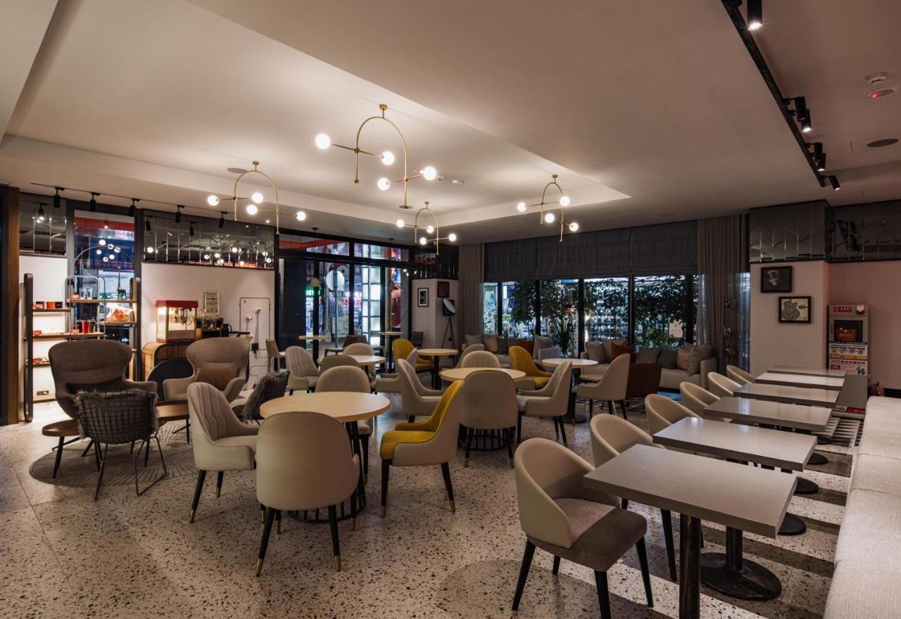 Olah Poshtel - Taichung Station Hotel Exterior photo